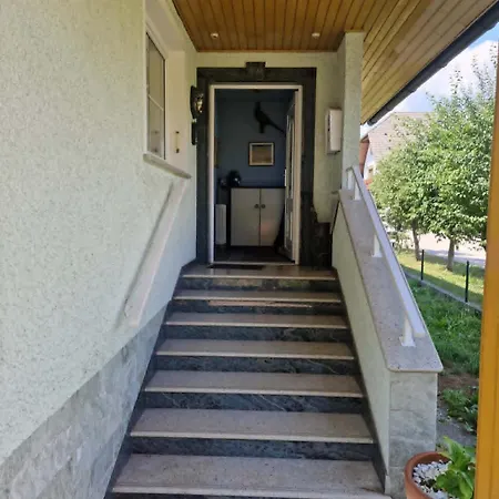Apartma Regrat