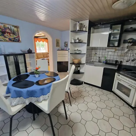 Apartma Regrat